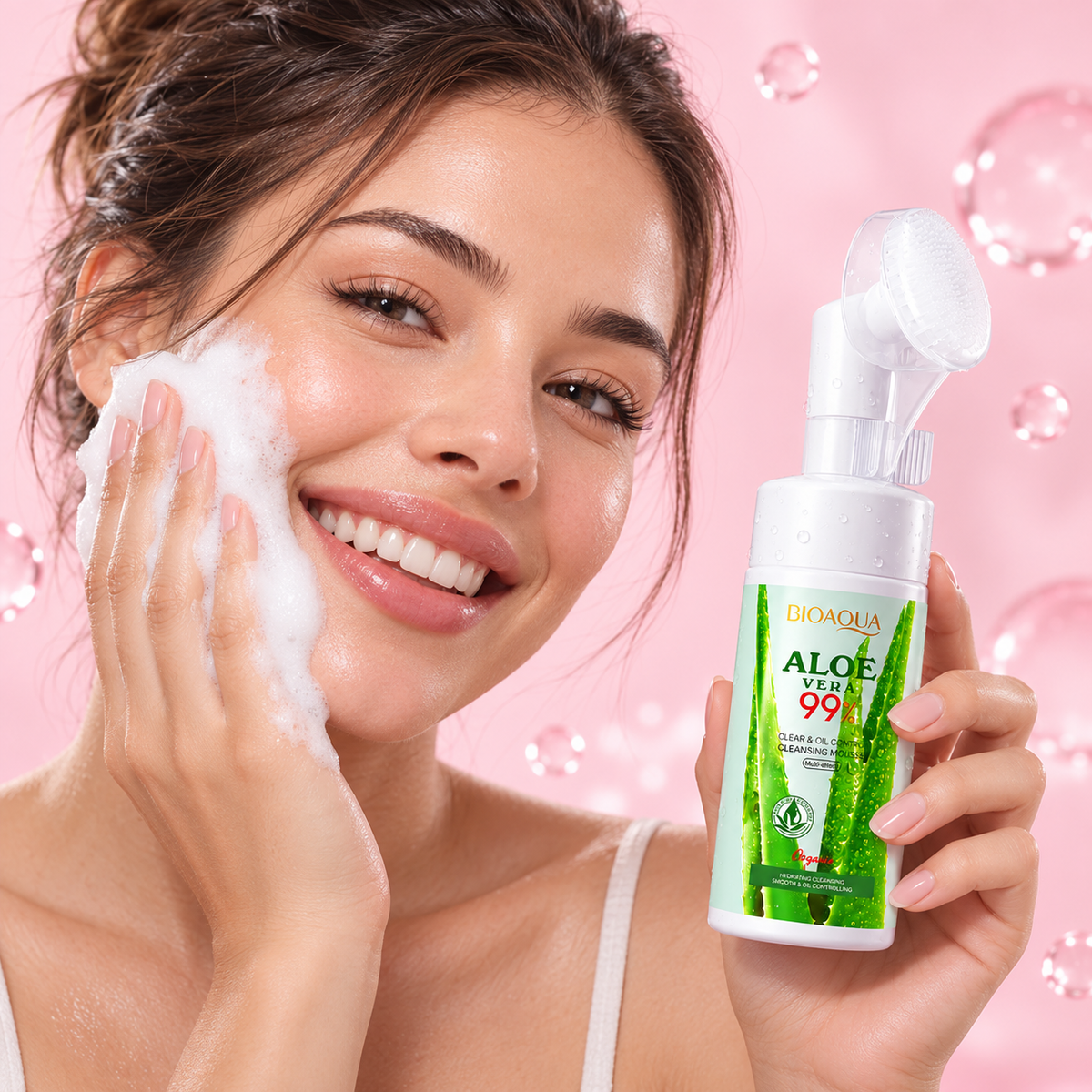 Espuma facial Aloe Vera em uso