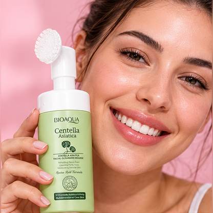 Espuma facial em uso